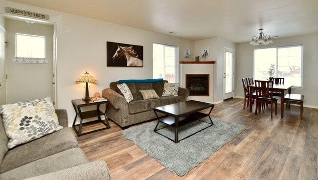 Photo - 1094 Longbow Ln Unit F1