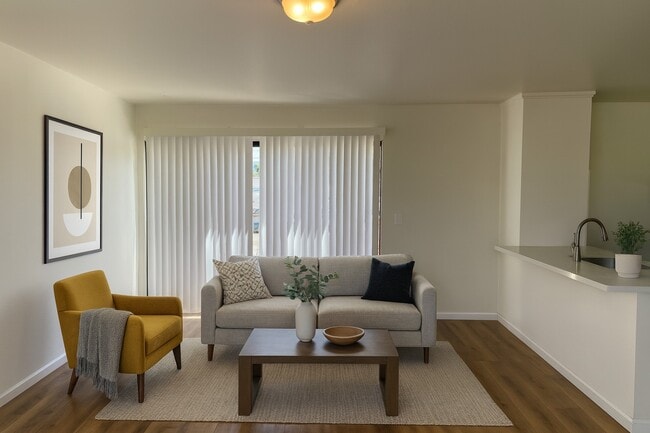 Photo - 336 Central Avenue