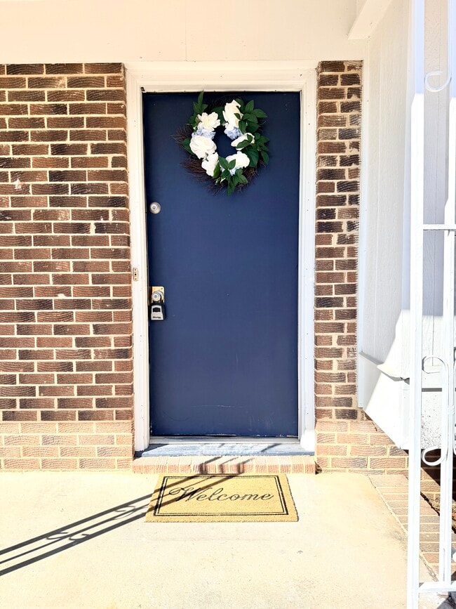 Photo - 758 Amber Dr