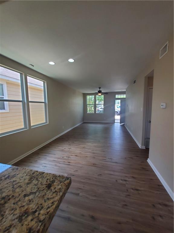 Photo - 435 McGarity