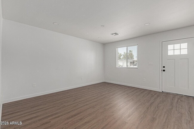 Photo - 336 S 98th St Unidad # 2