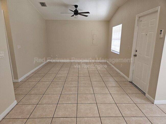 Photo - 104 Gordon Ave S