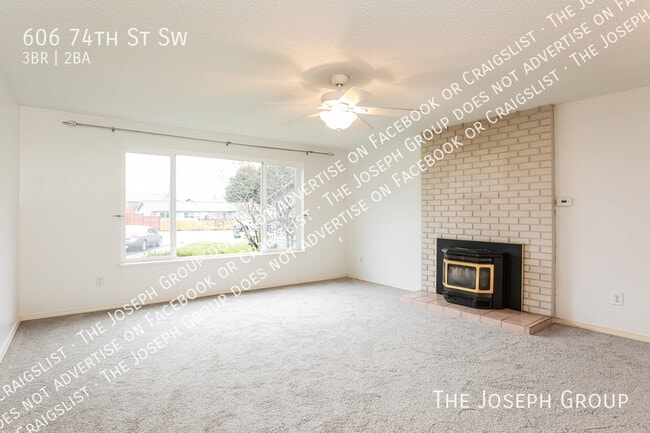 Photo - 606 74th St SW