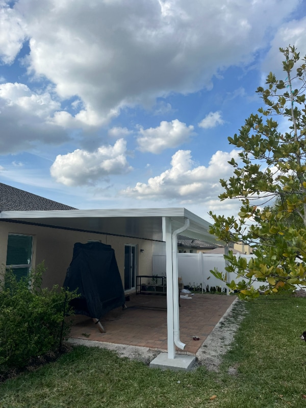 Photo - 752 Worlington Ln