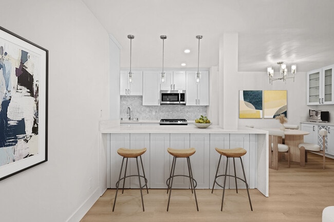 Photo - 2021 California Ave Unit 2