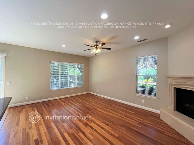 Photo - 1118 Lawrence Ln