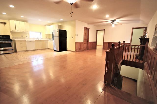 Photo - 6117 Magazine St