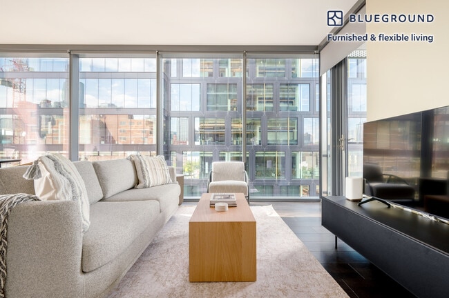 Photo - 730 W Couch Pl Unidad FL8-ID779