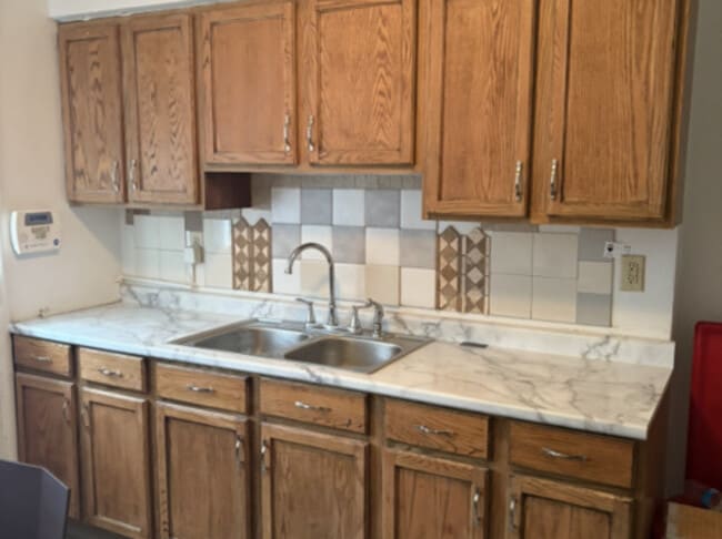 Photo - 1376 Wentworth Ave