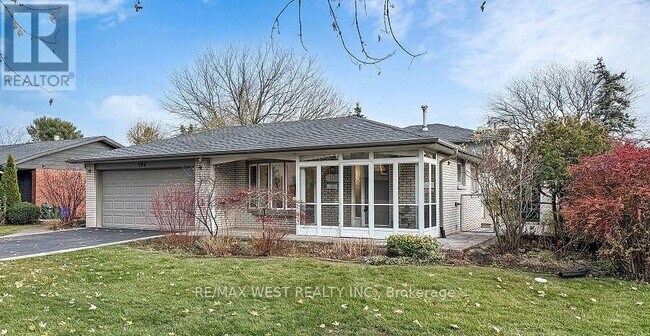 Photo - 194 Sewell Dr