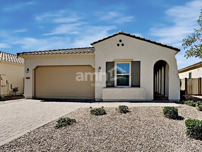 Building Photo - 20253 W Sherman St Rental