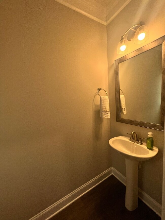 Photo - 3BED/2.5BATH end-unit townhome in Canterbu...