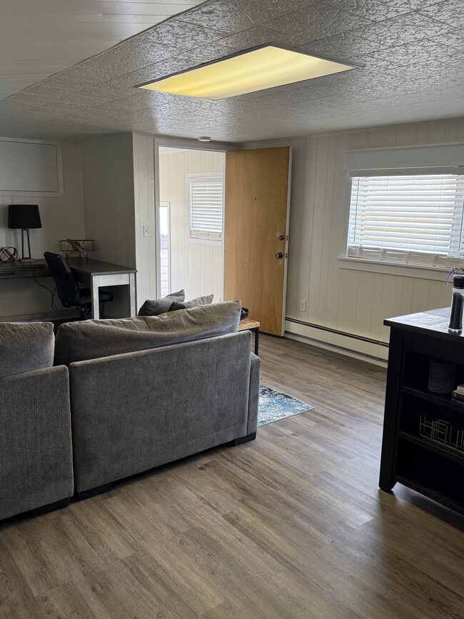 Photo - 909 27th Ave