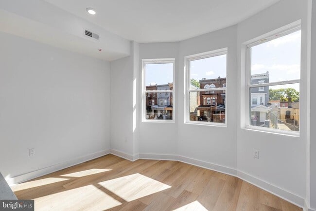 Photo - 1223 W Lehigh Ave