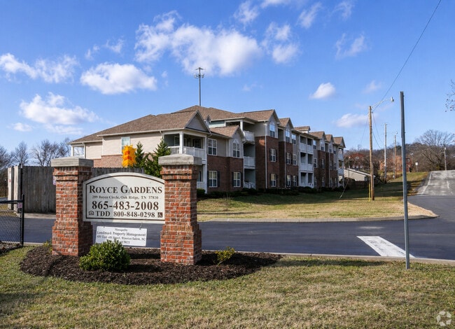 Photo - Royce Hill Apartments