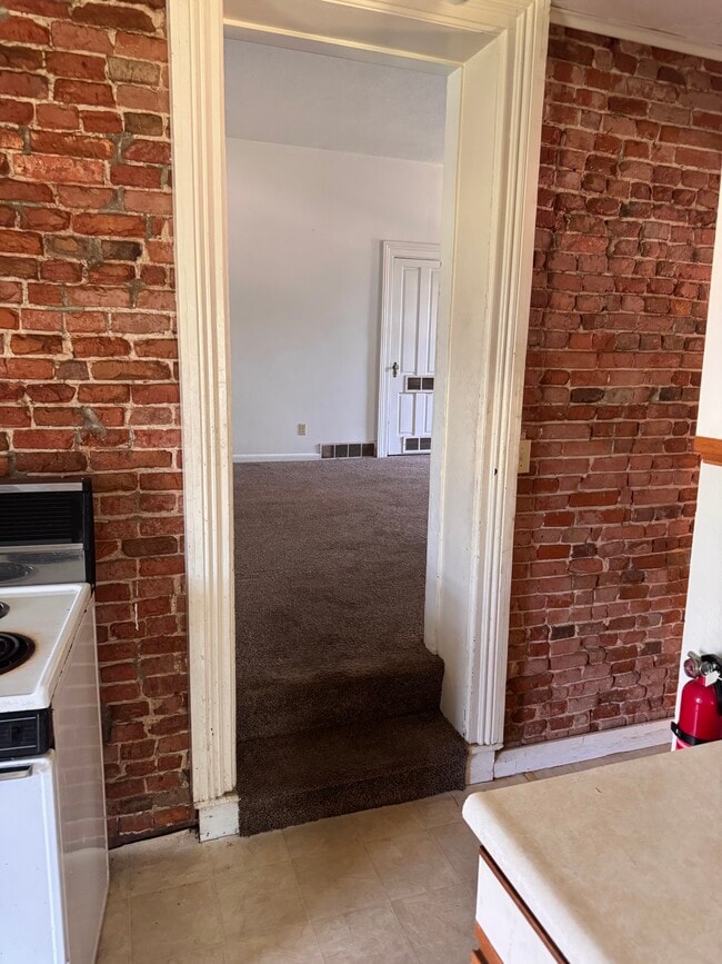 Photo - 530 W 6th St Unit 3