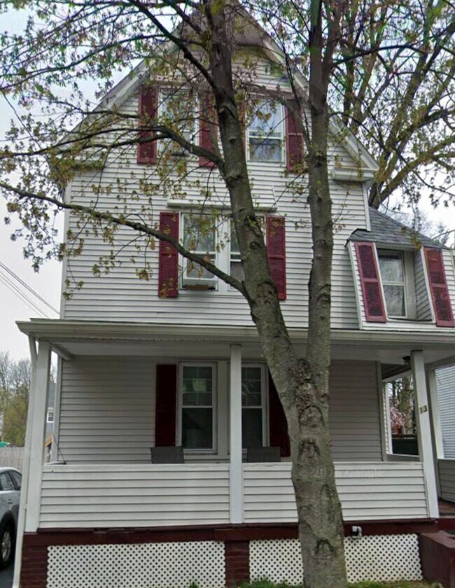 Building Photo - 13 Grant St Unit 1
