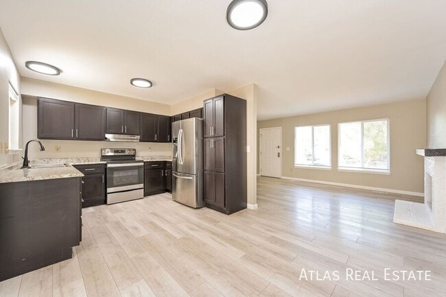 Photo - 3652 S Mobile Way