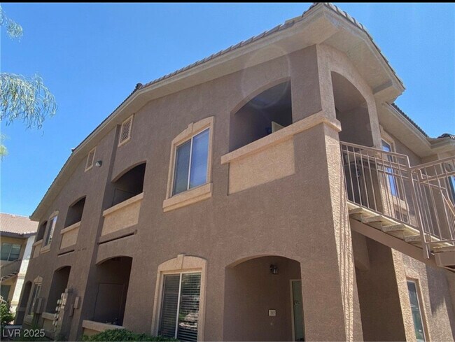 Photo - 8805 Jeffreys St