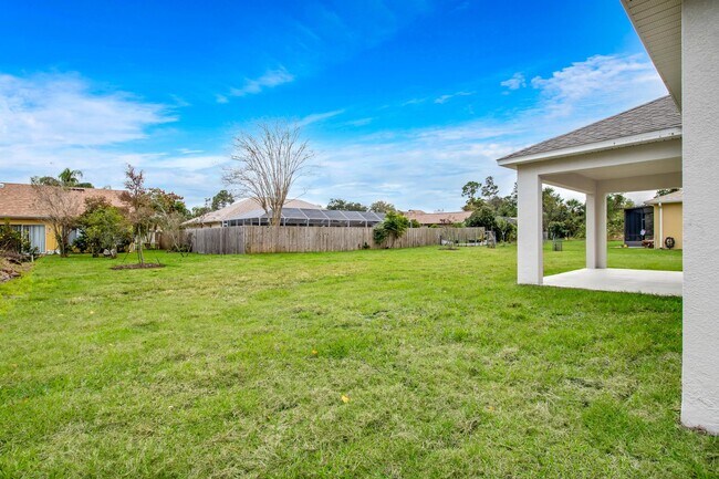 Photo - 82 Fellowship Dr