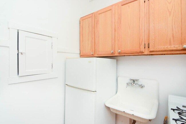 Photo - 2536 N Sawyer Ave Unit 501