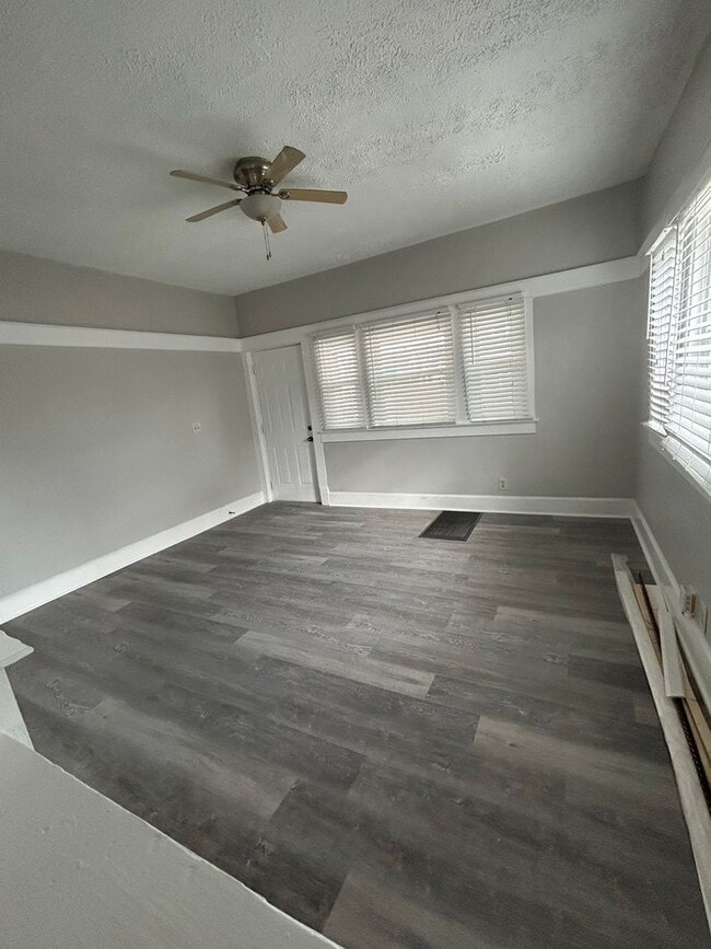 Photo - East Unit 1316 East St