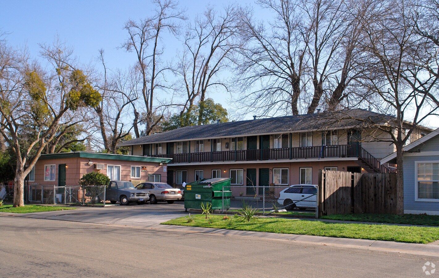 Photo - 3200-3208 3rd Ave Apartments
