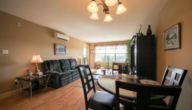 Photo - Chateau Canaan