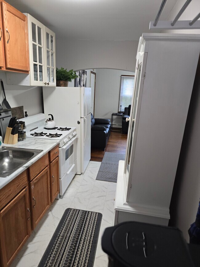 310 Cottage Ct Unit 3