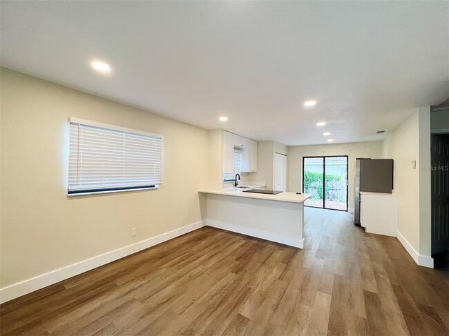 Photo - 1016 9th Ave NW