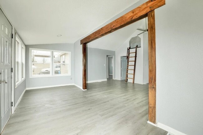 Photo - 305 Bass Ave