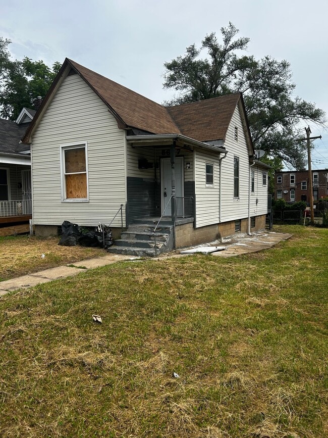Photo - 5657 Roosevelt Pl