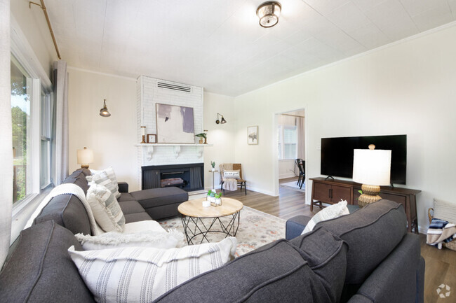 Building Photo - 729 E State St Unit ID1061034P Rental
