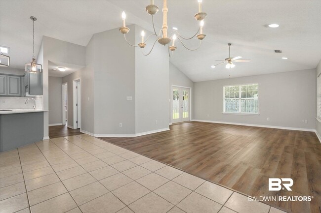 Photo - 21570 Palmer Ct