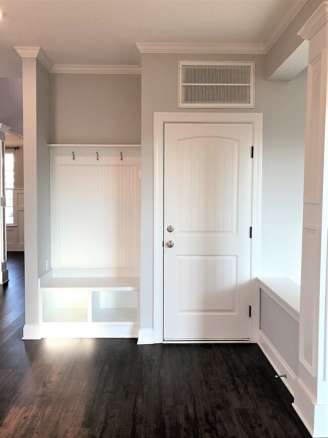 Photo - 902 Chesford Dr