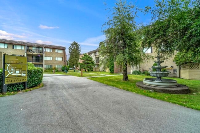 Carlton Park Gardens Apartments