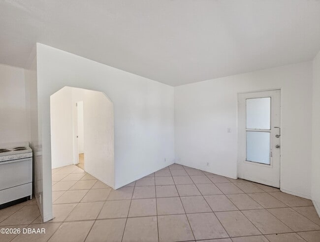 Photo - 5018 S Ridgewood Ave Unidad 2