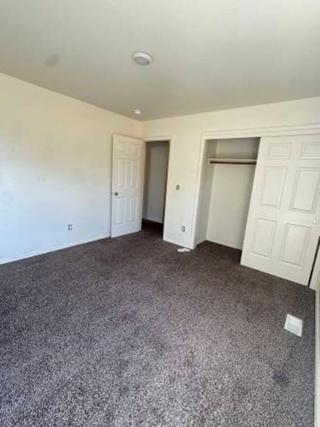 Photo - 1120 S Fern St Unit 1