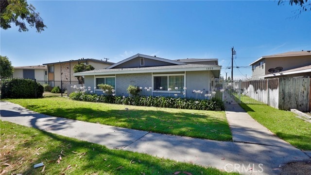 Photo - 1322 Randy St