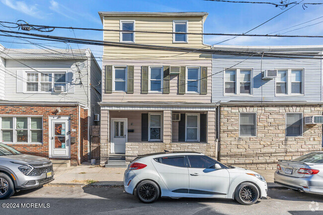 Building Photo - 13 E 17th St Unit 1 Rental