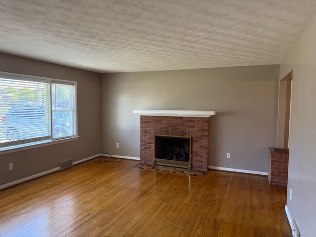 Photo - 1862 Powder Mill Rd