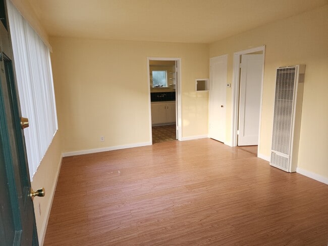 Photo - 1327 Parker St Unit 1327 Parker St Apt A