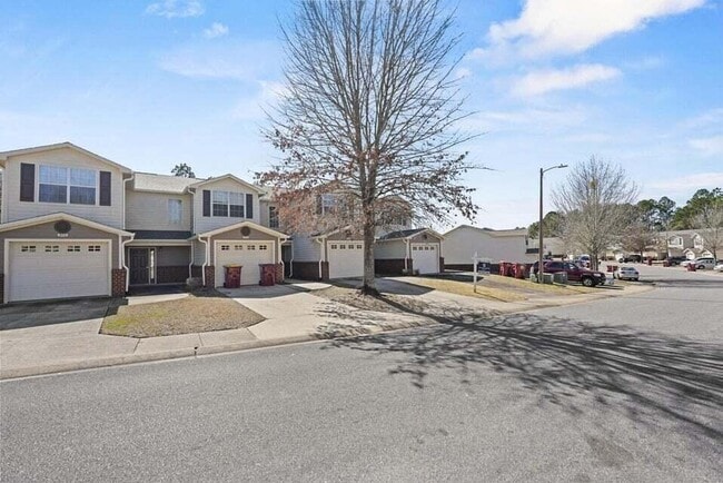 Photo - 506 Wingspan Way