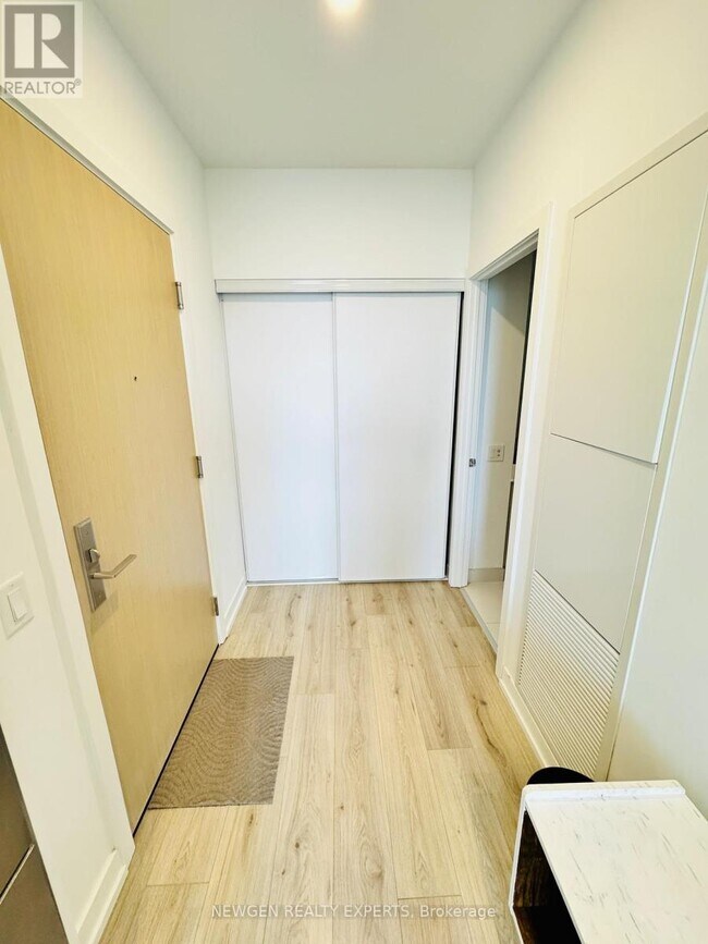 Photo - 395 Bloor St E Unit 2807