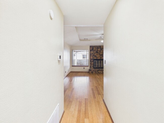 Photo - 807 NW 68th St