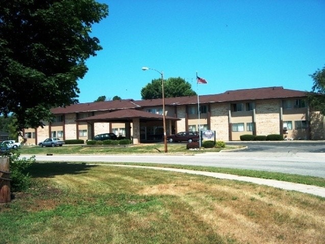 Elizabeth Court Apartments - Elizabeth Court Apartments
