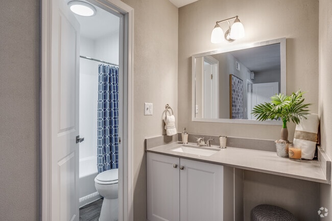 1HAB, 1BA - 600 ft² - Escondido Apartments