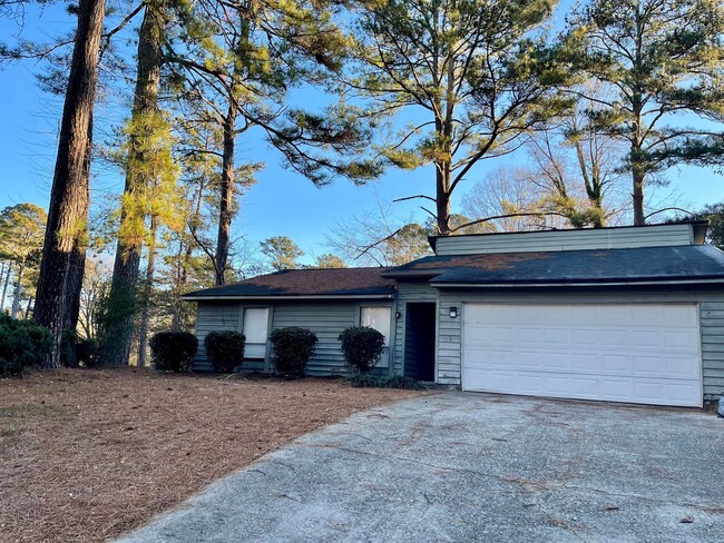 Renovated Ranch Home in Quiet Neighborhood - Renovated Ranch Home in Quiet Neighborhood