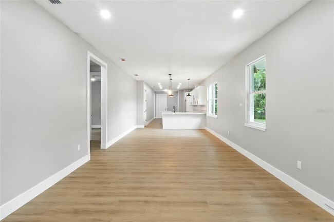 Photo - 7002 N 19th St