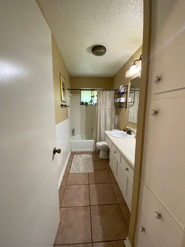 Photo - 2512 Berwyn Cir